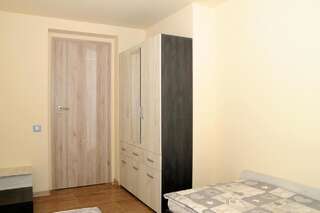 Хостелы Home Hostel Plovdiv Пловдив Двухместный номер с 2 отдельными кроватями-5